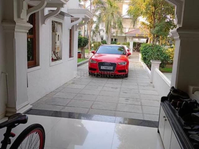 5 BHK Independent House in Thaltej for resale Ahmedabad. The reference number is 17276661