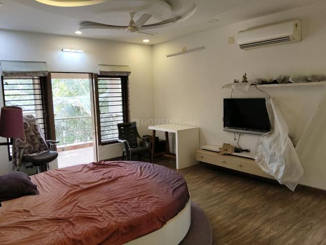 5 BHK Independent House in Thaltej for resale Ahmedabad. The reference number is 19697757