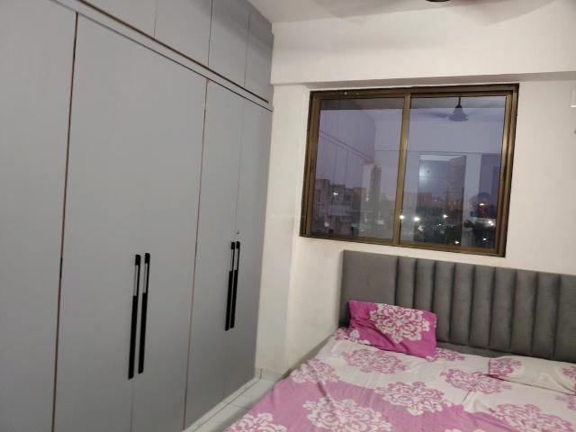 5 BHK Independent House in Thaltej for resale Ahmedabad. The reference number is 20617636