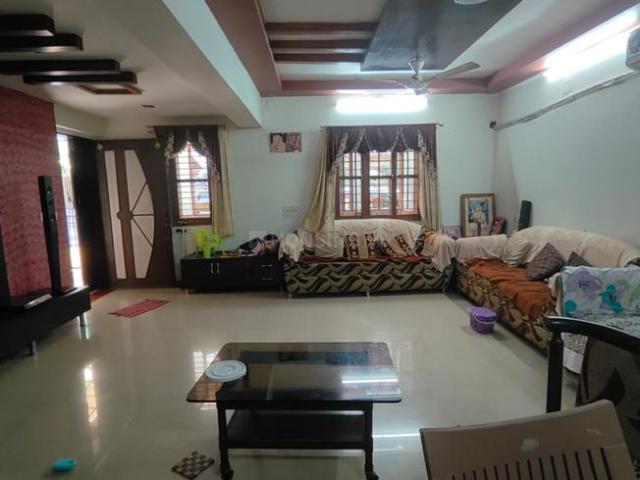 5 BHK Independent House in Thaltej for resale Ahmedabad. The reference number is 21102028