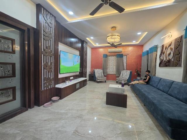 5 BHK Independent House in Trimurti Nagar for rent Nagpur. The reference number is 21383421