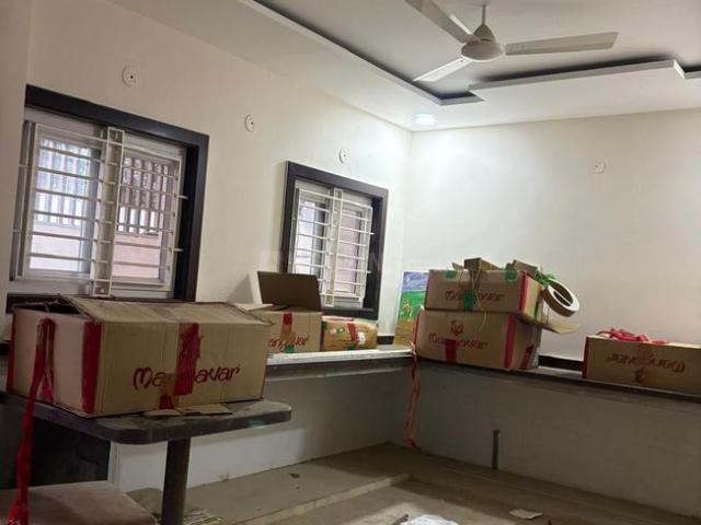 5 BHK Independent House in Tukoganj for resale Indore. The reference number is 21173048