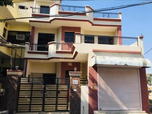 5 BHK Independent House in Utrathiya for resale Zirakpur. The reference number is 21198542