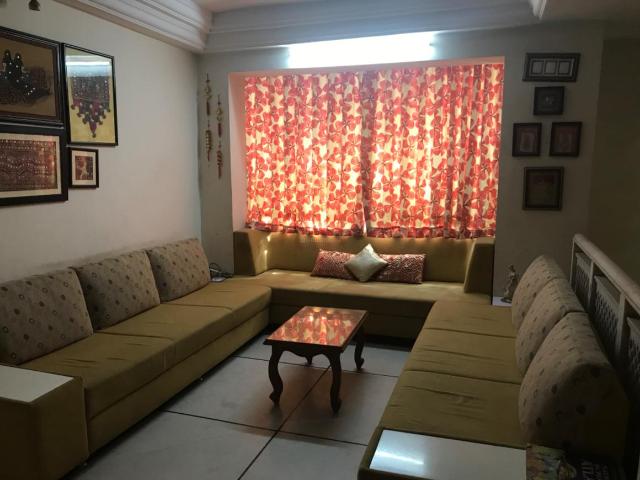 5 BHK Independent House in Vastrapur for rent Ahmedabad. The reference number is 6163102
