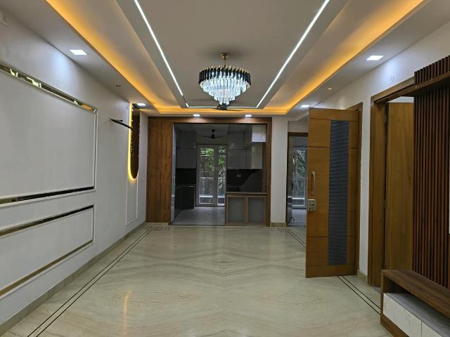 4 BHK Independent Builder Floor in Vasundhara for resale Ghaziabad. The reference number is 20514666