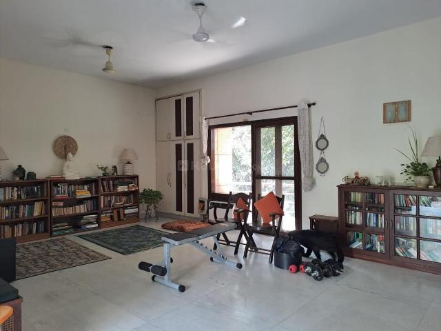 5 BHK Independent House in Vasant Kunj for rent New Delhi. The reference number is 19544352