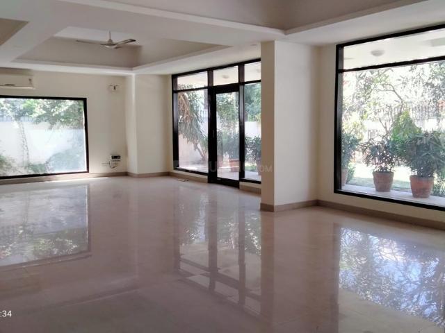 5 BHK Independent House in Vasant Vihar for resale New Delhi. The reference number is 21026503