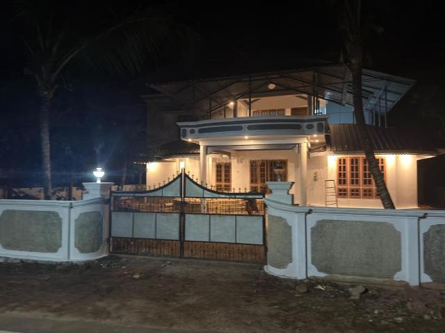 5 BHK Independent House in Anchal for rent Kollam. The reference number is 21098411