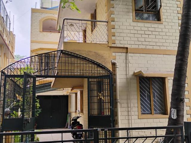 5 BHK Independent House in Banashankari for resale Bengaluru. The reference number is 17679745