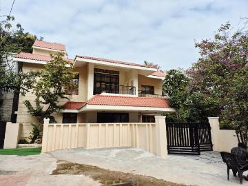 5 BHK Independent House in Banjara Hills for rent Hyderabad. The reference number is 20305016