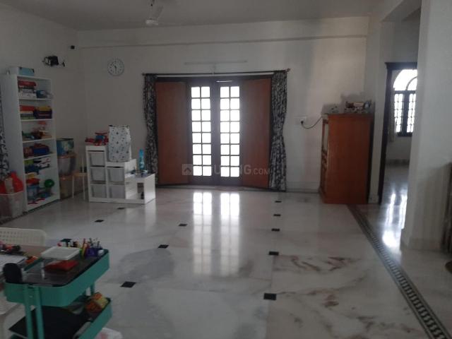 5 BHK Independent House in Banjara Hills for resale Hyderabad. The reference number is 21163541