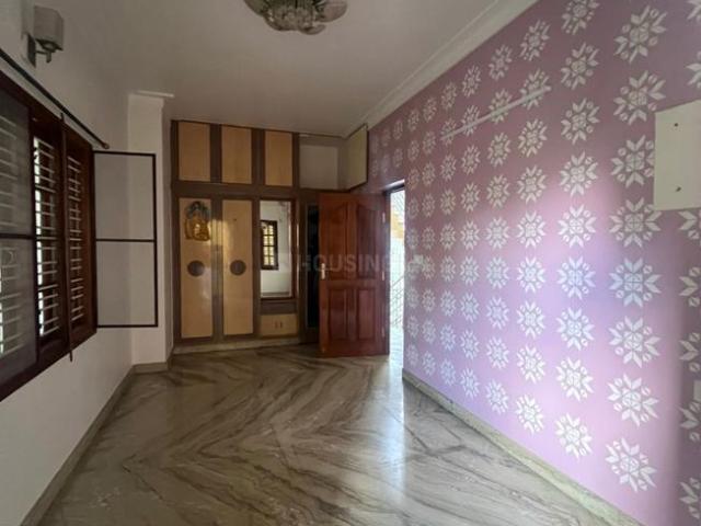 5 BHK Independent House in Basaveshwara Nagar for rent Bengaluru. The reference number is 19031227