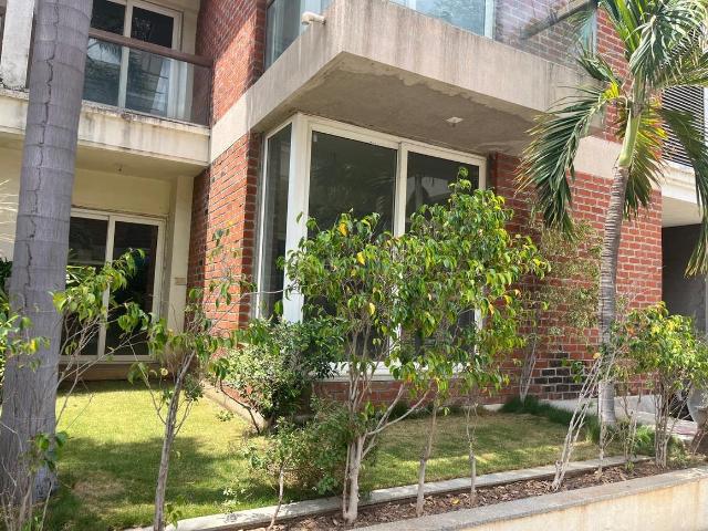 5 BHK Independent House in Bhayli for resale Vadodara. The reference number is 20454235