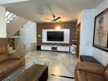 5 BHK Independent House in Bodakdev for resale Ahmedabad. The reference number is 20264660