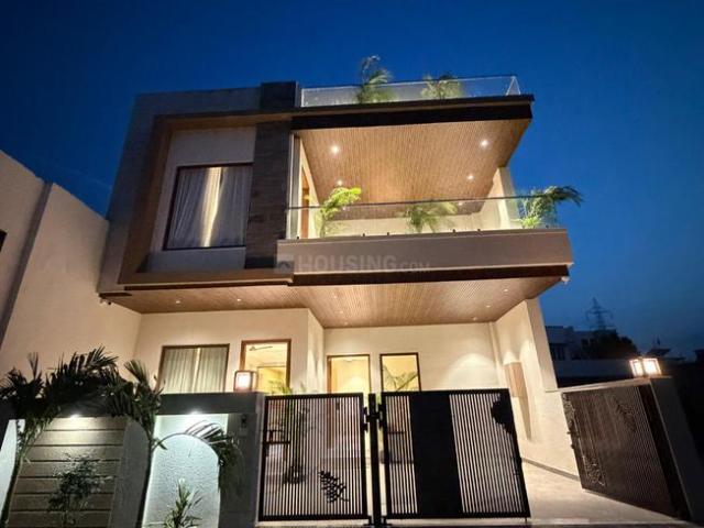5 BHK Independent House in Chitrakoot for resale Jaipur. The reference number is 19233737