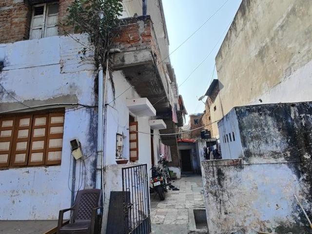 5 BHK Independent House in Dudeshwar for resale Ahmedabad. The reference number is 16440984