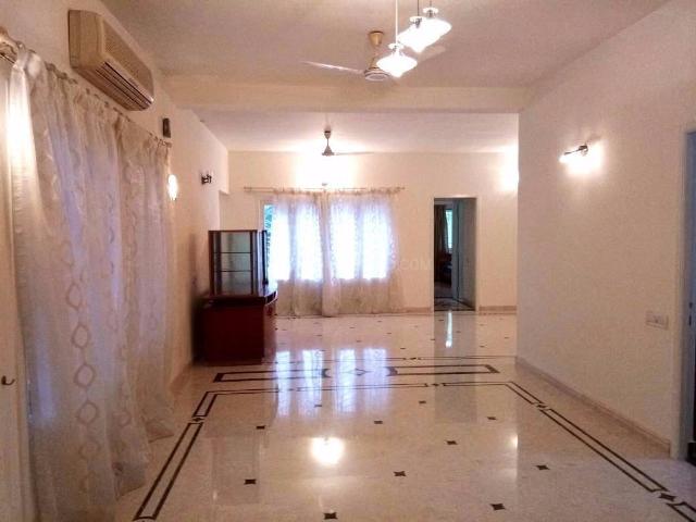 5 BHK Independent House in Egmore for rent Chennai. The reference number is 19890370