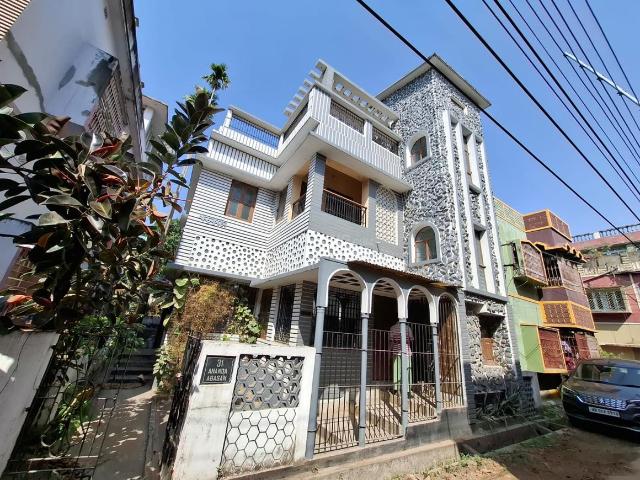 5 BHK Independent House in Garia, Sonarpur for resale Kolkata. The reference number is 19947390