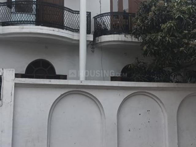 5 BHK Independent House in Gomti Nagar for resale Lucknow. The reference number is 21010819