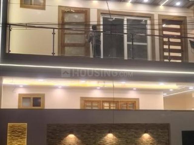 5 BHK Independent House in Gomti Nagar for resale Lucknow. The reference number is 21098130
