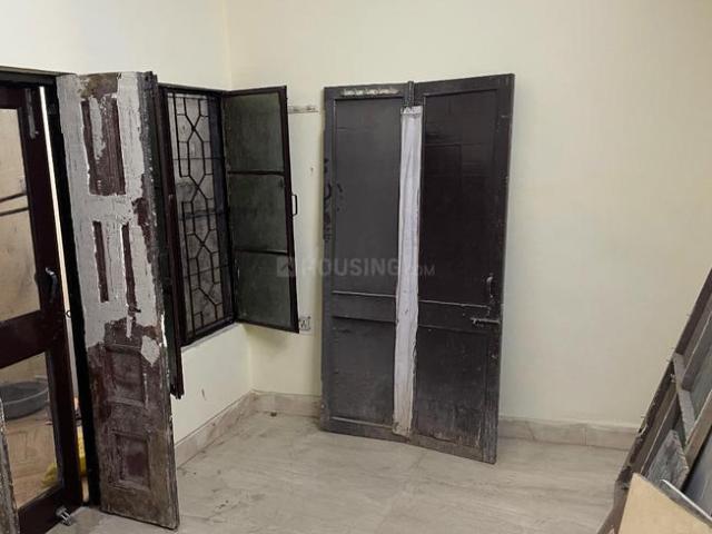 5 BHK Independent House in Hastsal for resale New Delhi. The reference number is 20256136