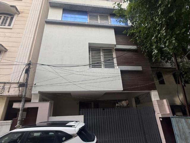 5 BHK Independent House in Himayath Nagar for resale Hyderabad. The reference number is 21032801