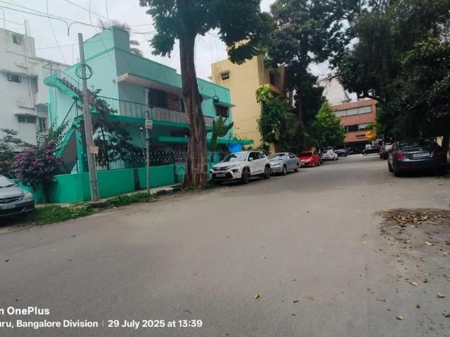 5 BHK Independent House in Indira Nagar for resale Bengaluru. The reference number is 18321872