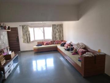 5 BHK Independent House in Iscon Ambli Road for resale Ahmedabad. The reference number is 20560628