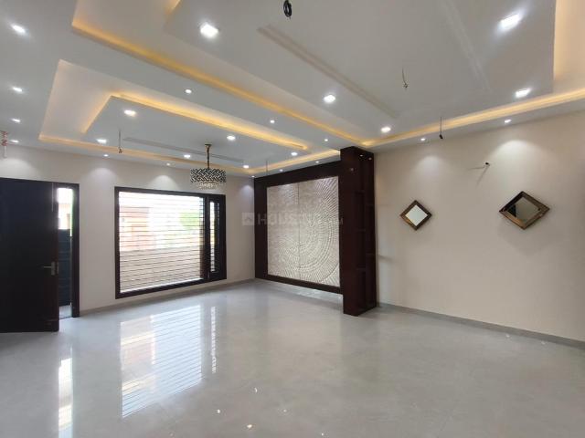 5 BHK Independent House in IT City for resale Mohali. The reference number is 20707419