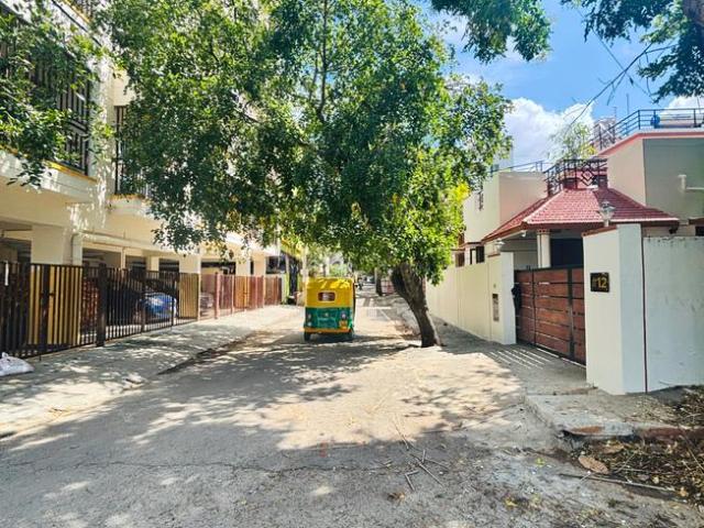 5 BHK Independent House in Jayanagar for resale Bengaluru. The reference number is 20966243