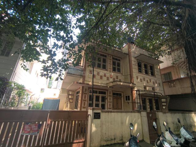 5 BHK Independent House in Jayanagar for resale Bengaluru. The reference number is 21264645