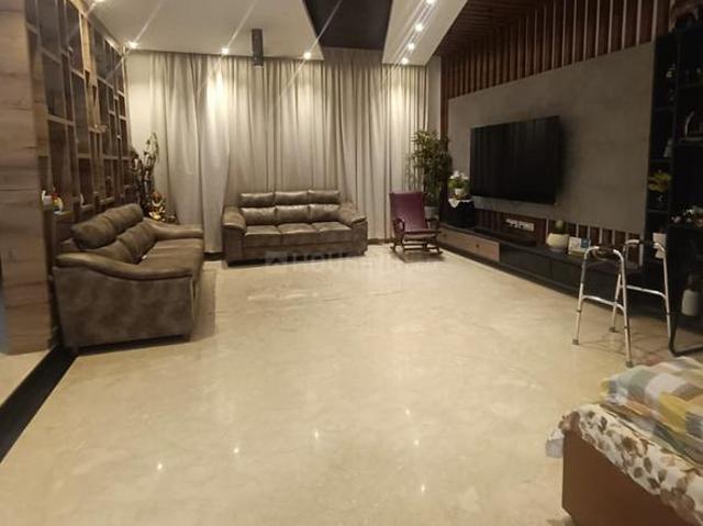 5 BHK Independent House in JP Nagar for resale Bengaluru. The reference number is 20054136
