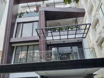 5 BHK Independent House in Jubilee Hills for resale Hyderabad. The reference number is 20226097