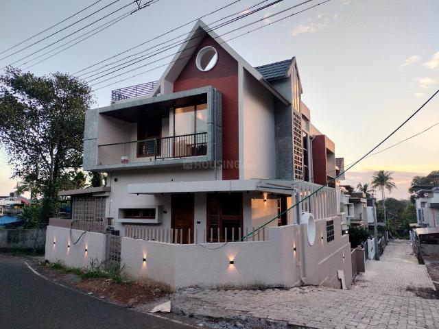 5 BHK Independent House in Kakkanad for resale Kochi. The reference number is 21072970