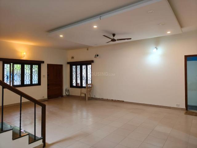 5 BHK Independent House in Kasturi Nagar for rent Bengaluru. The reference number is 20887704