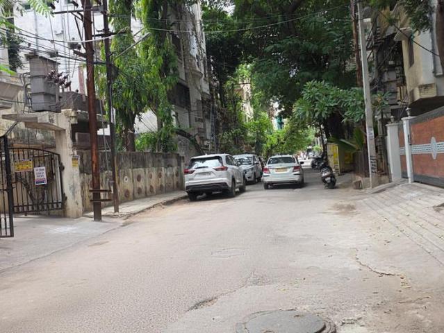 5 BHK Independent House in Kavadiguda for resale Hyderabad. The reference number is 20676356