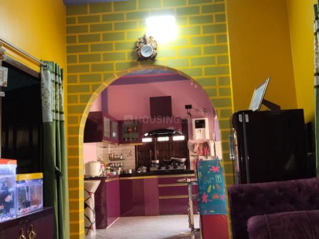 5 BHK Independent House in Keshtopur for resale Kolkata. The reference number is 21353406
