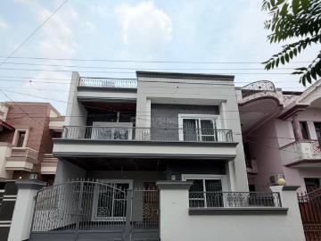 5 BHK Independent House in Kharar for resale Mohali. The reference number is 20552987