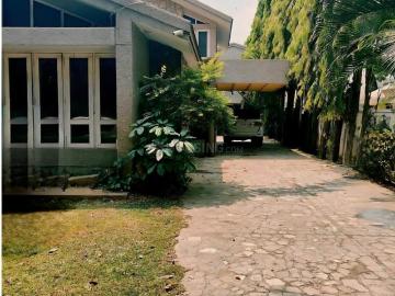 5 BHK Independent House in Koramangala for resale Bengaluru. The reference number is 19219177