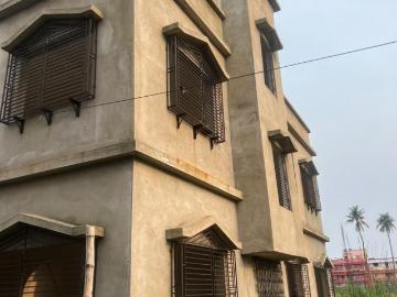 5 BHK Independent House in Liluah for resale Howrah. The reference number is 20521405