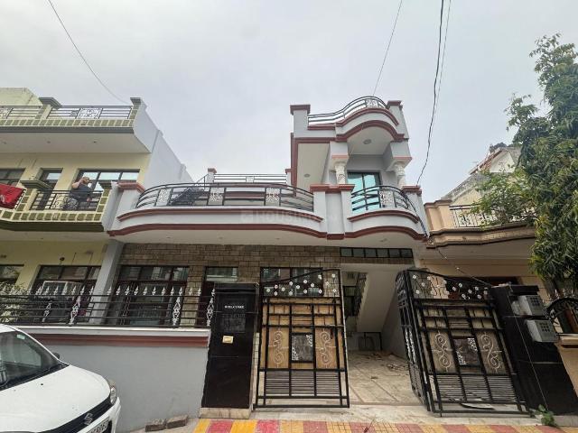 5 BHK Independent House in Lohgarh for resale Zirakpur. The reference number is 20058052