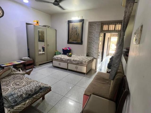 5 BHK Independent House in Maninagar for resale Ahmedabad. The reference number is 21250058