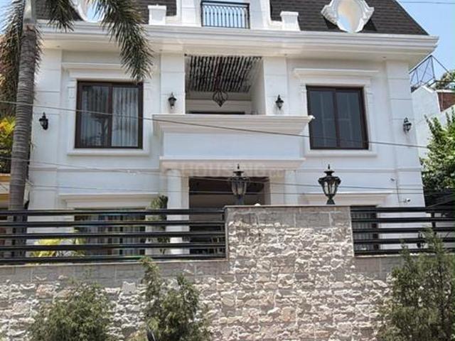 5 BHK Independent House in MDC Sector 4 for resale Panchkula. The reference number is 20937977