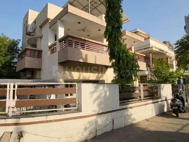 5 BHK Independent House in Memnagar for resale Ahmedabad. The reference number is 18583369