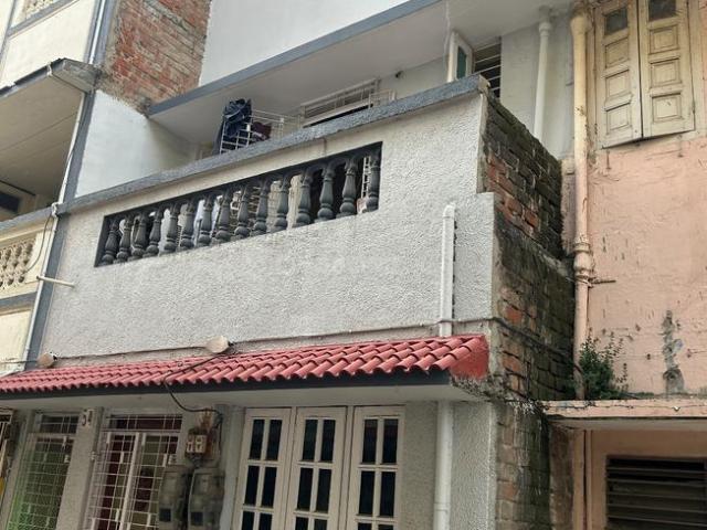 5 BHK Independent House in Meghani Nagar for resale Ahmedabad. The reference number is 20683660