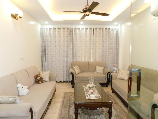 5 BHK Independent House in Naraina for resale New Delhi. The reference number is 20120599