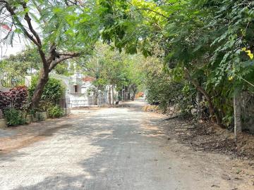 5 BHK Independent House in Neelankarai for resale Chennai. The reference number is 19416012