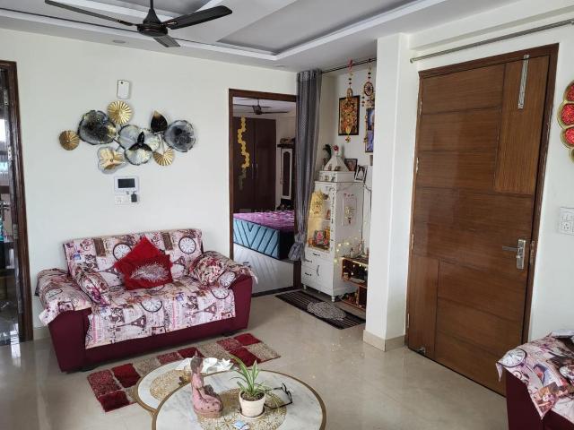 5 BHK Independent House in Palam Vihar for resale Gurgaon. The reference number is 19876899