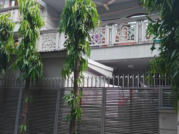 5 BHK Independent House in Pitampura for resale New Delhi. The reference number is 15266387