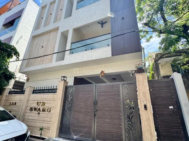 5 BHK Independent House in Porur for resale Chennai. The reference number is 20786391